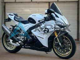 White Black - Aprilia RSV4 1100 (2021-2024) ABS Fairings | Apex Fairings — view 1