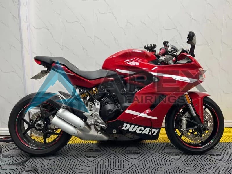 Red White Black - Ducati Supersport 939 / 939S (2017-2020) ABS Fairings | Apex Fairings