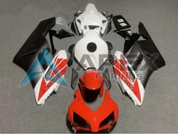 White Red - Honda CBR1000RR Fireblade SC57 (2004-2005) ABS Fairings | Apex Fairings — view 1