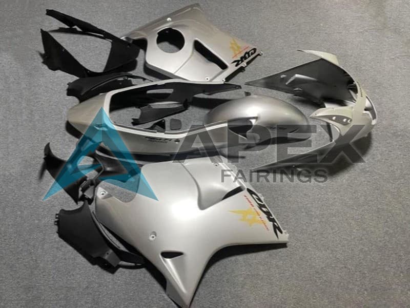Silver - Honda CBR1100XX Super Blackbird SC35 (1996-2007) ABS Fairings — Style FE52 | Apex Fairings