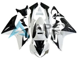 White Glossy Black - Honda CBR125R (2004-2006) ABS Fairings | Apex Fairings — view 1