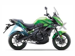 Green Glossy Black  Versys - Kawasaki Versys650 (2022-2025) ABS Fairings | Apex Fairings — view 1