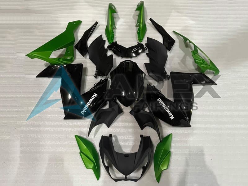 Green Glossy Black - Kawasaki Z250 / Z300 (2015-2016) ABS Fairings — Style FE6 | Apex Fairings