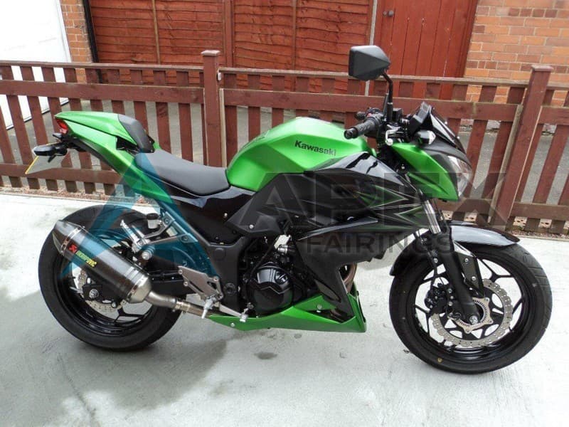 Green Matte Black - Kawasaki Z250 / Z300 (2015-2016) ABS Fairings — Style FE8 | Apex Fairings