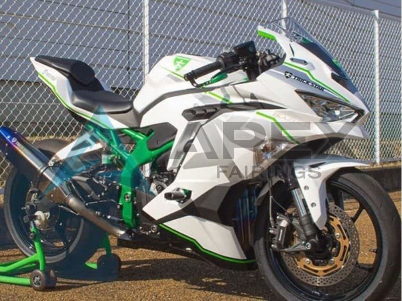 White Silver Green - Kawasaki ZX-25R (2019-2026) ABS Fairings | Apex Fairings